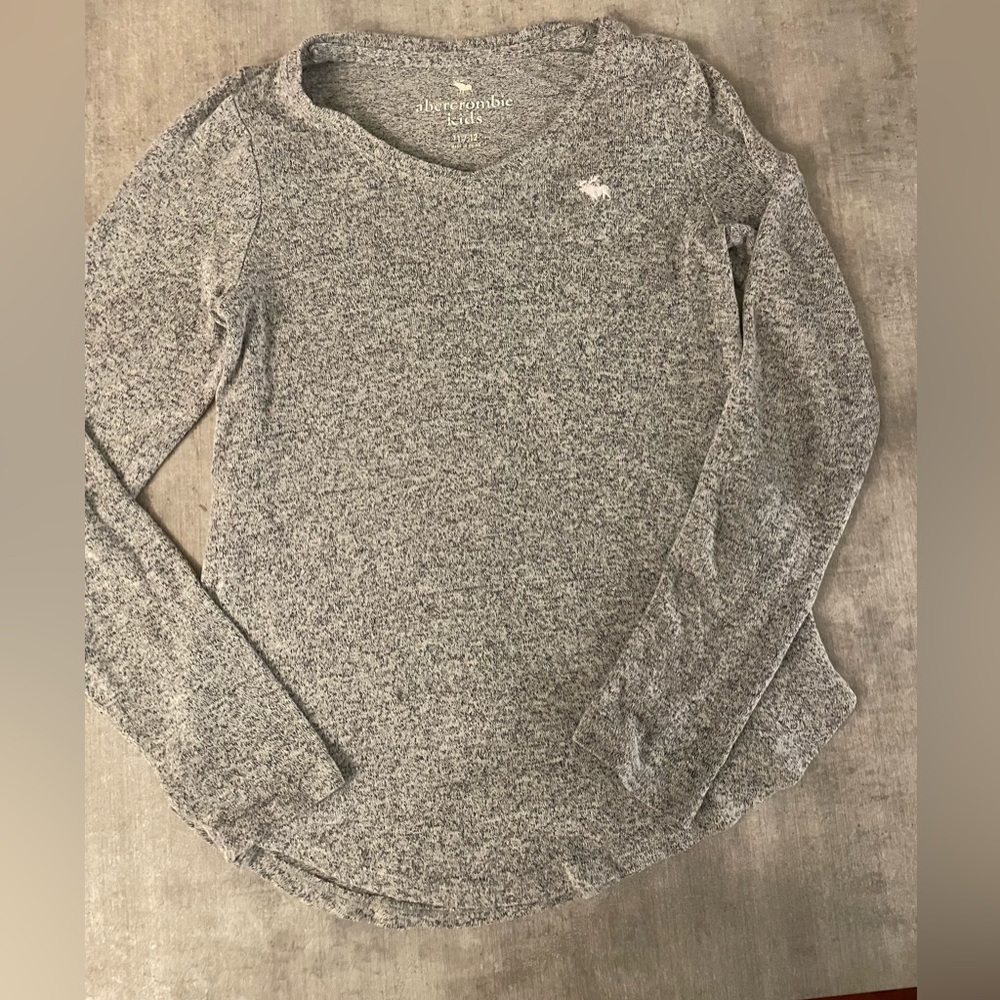 Abercrombie & Fitch Kids Girls Long Sleeve Grey Tee